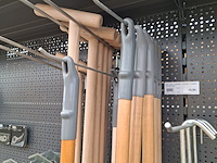 Assortiment tuingereedschap o.a. talen tools - afbeelding 4 van  13