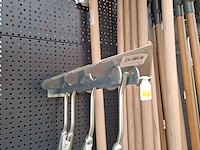 Assortiment tuingereedschap o.a. talen tools - afbeelding 9 van  13