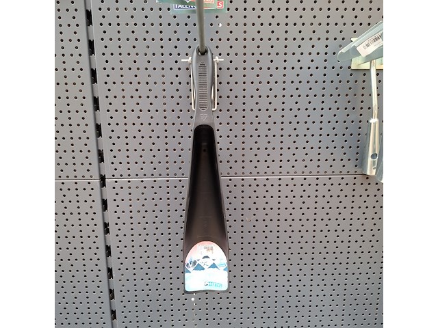 Assortiment tuingereedschap o.a. talen tools - afbeelding 13 van  13