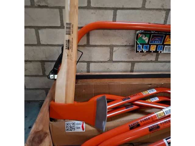 Assortiment tuingereedschap - afbeelding 6 van  12
