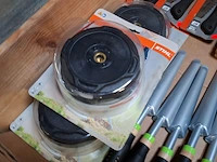 Assortiment tuingereedschap - afbeelding 10 van  12
