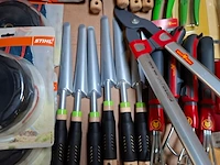 Assortiment tuingereedschap - afbeelding 12 van  12