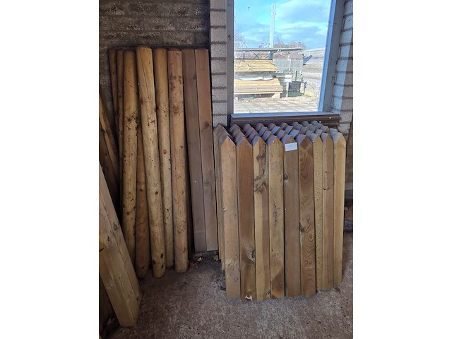 Assortiment tuinhout - afbeelding 2 van  9