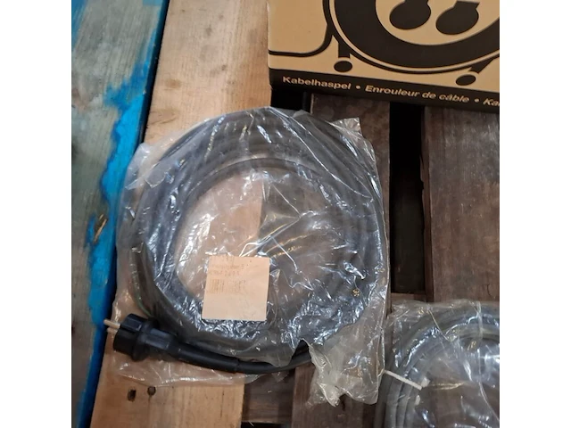 Assortiment verlengkabel en toebehoren - afbeelding 4 van  6