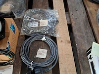 Assortiment verlengkabel en toebehoren - afbeelding 5 van  6