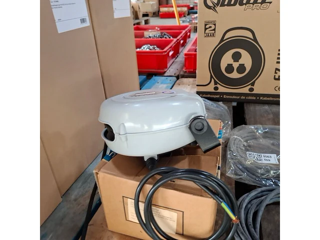 Assortiment verlengkabel en toebehoren - afbeelding 6 van  6