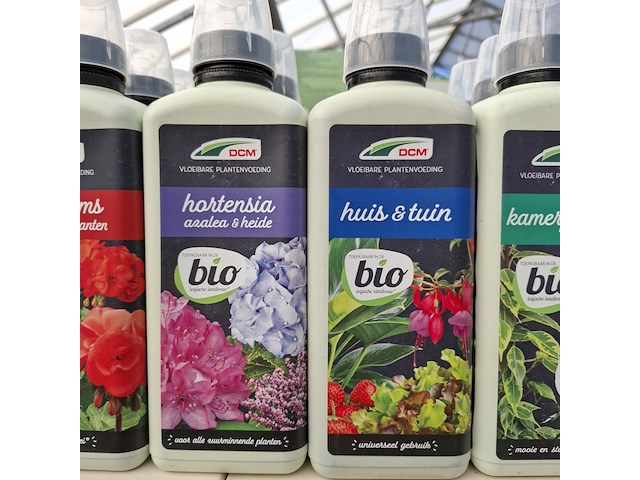 Assortiment voeding/meststof dcm - afbeelding 2 van  12