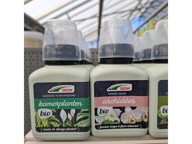 Assortiment voeding/meststof dcm - afbeelding 7 van  12