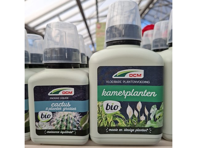 Assortiment voeding/meststof dcm - afbeelding 9 van  12