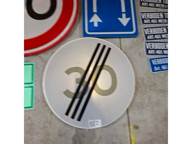 Assortiment waarschuwings/aanduidingsborden - afbeelding 4 van  7