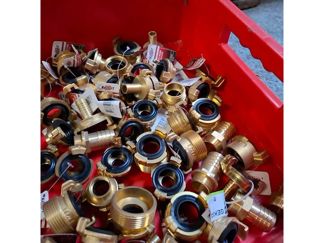 Assortiment waterkoppelingen o.a. gardena - afbeelding 7 van  18