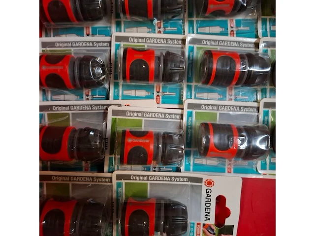 Assortiment waterkoppelingen o.a. gardena - afbeelding 17 van  18
