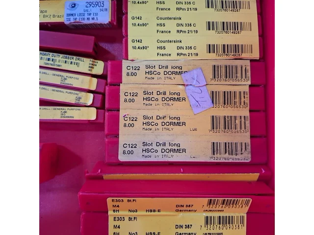 Assortiment wringijzers, boren en machinetappen dormer - afbeelding 14 van  14