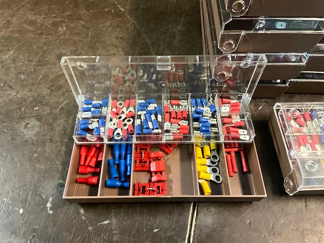 Assortimentdoos met geïsoleerde kabelschoenen (10x) - afbeelding 2 van  3