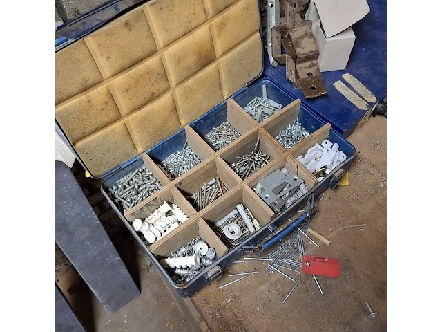 Assortimentdoos met ijzerwaar - afbeelding 5 van  15