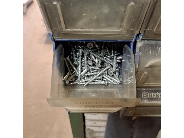 Assortimentdoos met ijzerwaar - afbeelding 11 van  15