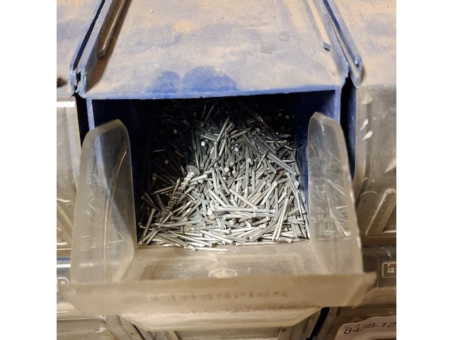 Assortimentdoos met ijzerwaar - afbeelding 12 van  15