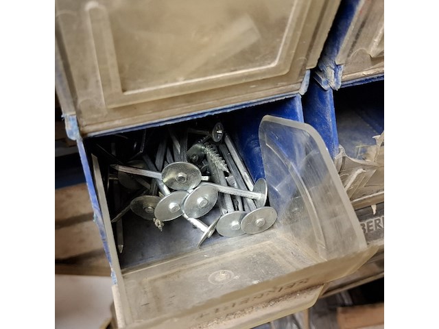 Assortimentdoos met ijzerwaar - afbeelding 15 van  15