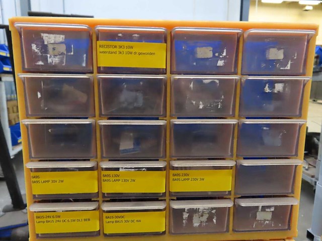 Assortimentkastje met inhoud (6x) - afbeelding 3 van  9