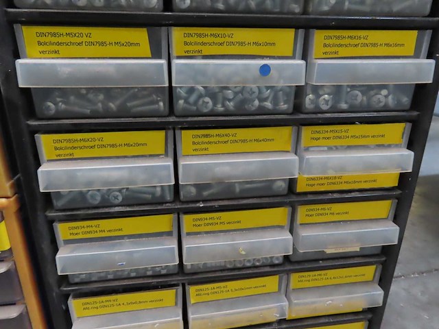 Assortimentkastje met inhoud (6x) - afbeelding 8 van  9