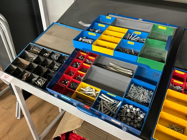 Assortimentkoffer (2x) - afbeelding 1 van  3