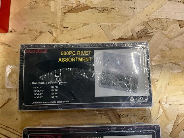 Assortimentsets autotoebehoren - afbeelding 3 van  5