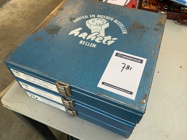 Assortimentskisten met inhoud - afbeelding 1 van  5