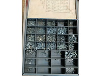 Assortimentskisten met inhoud - afbeelding 3 van  5