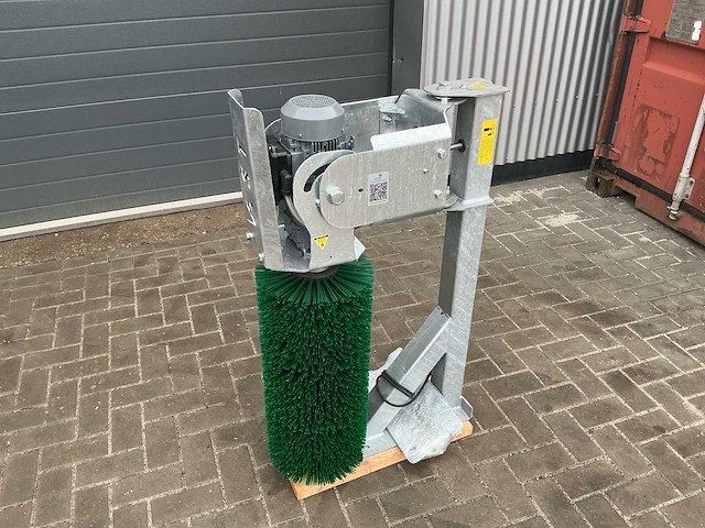 Ast - 2025 - wellbrush - borstelmachine - afbeelding 1 van  8