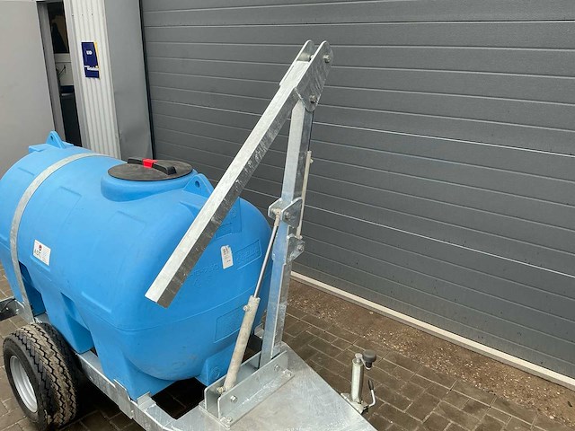 Ast cho-750 chasis gemonteerde tank 750ltr. - afbeelding 11 van  13