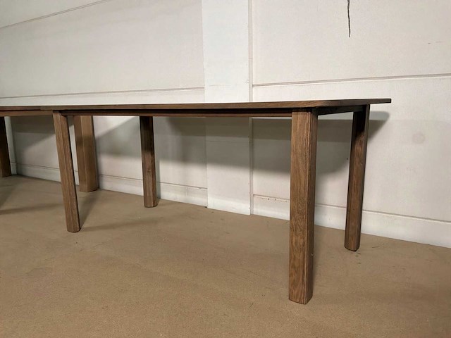 Aston eetkamertafel - afbeelding 1 van  8