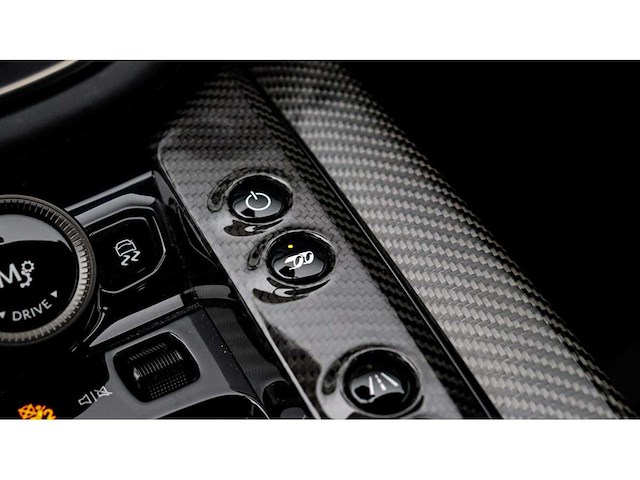 Aston martin - dbx - 4.0 v8 707 - s-632-fv - 2023 - afbeelding 8 van  39