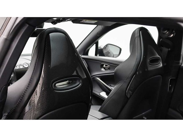 Aston martin - dbx - 4.0 v8 707 - s-632-fv - 2023 - afbeelding 19 van  39