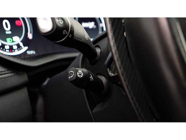 Aston martin - dbx - 4.0 v8 707 - s-632-fv - 2023 - afbeelding 32 van  39