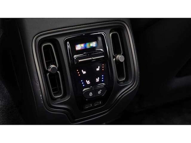 Aston martin - dbx - 4.0 v8 707 - s-632-fv - 2023 - afbeelding 6 van  13