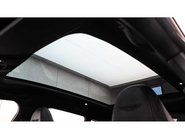 Aston martin - dbx - 4.0 v8 707 - s-632-fv - 2023 - afbeelding 12 van  13