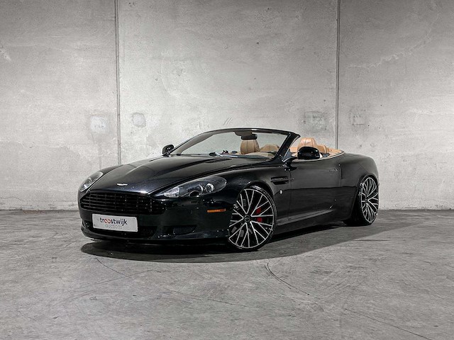 Aston martin db9 volante 6.0 v12 517pk 2010 cabriolet, p-330-gj youngtimer - afbeelding 1 van  52