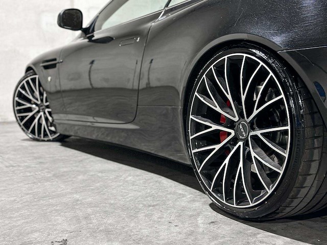 Aston martin db9 volante 6.0 v12 517pk 2010 cabriolet, p-330-gj youngtimer - afbeelding 17 van  52