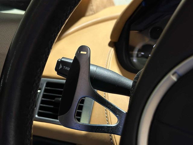 Aston martin db9 volante 6.0 v12 517pk 2010 cabriolet, p-330-gj youngtimer - afbeelding 29 van  52