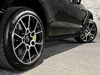 Aston martin dbx 4.0 v8 1913 551pk 2020 (1 of 500), hnt-92-v - afbeelding 12 van  25
