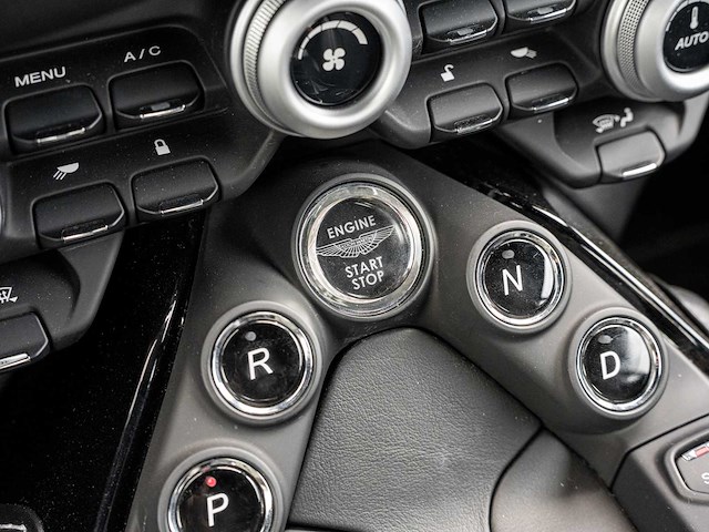 Aston martin vantage 4.0 v8 510pk 2021, x-777-dl - afbeelding 43 van  86