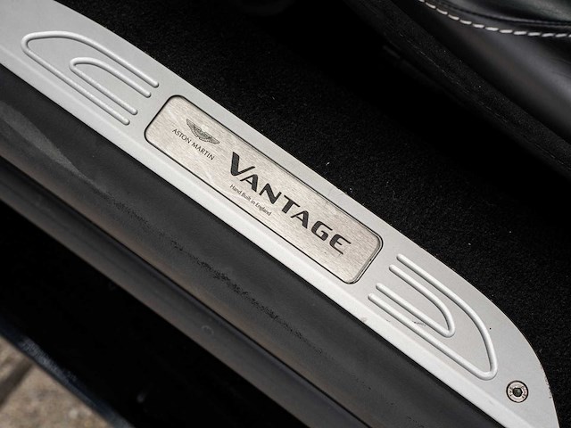 Aston martin vantage 4.0 v8 510pk 2021, x-777-dl - afbeelding 55 van  86