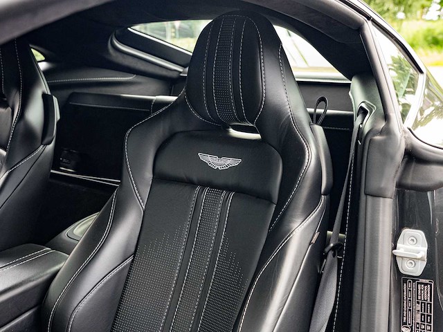 Aston martin vantage 4.0 v8 510pk 2021, x-777-dl - afbeelding 58 van  86