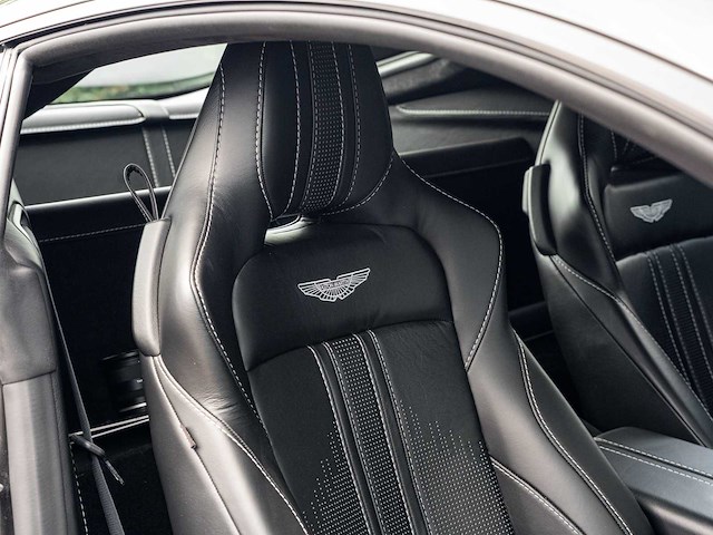 Aston martin vantage 4.0 v8 510pk 2021, x-777-dl - afbeelding 71 van  86
