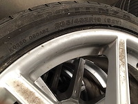 Aston martin velgen met banden (4x) - afbeelding 2 van  2
