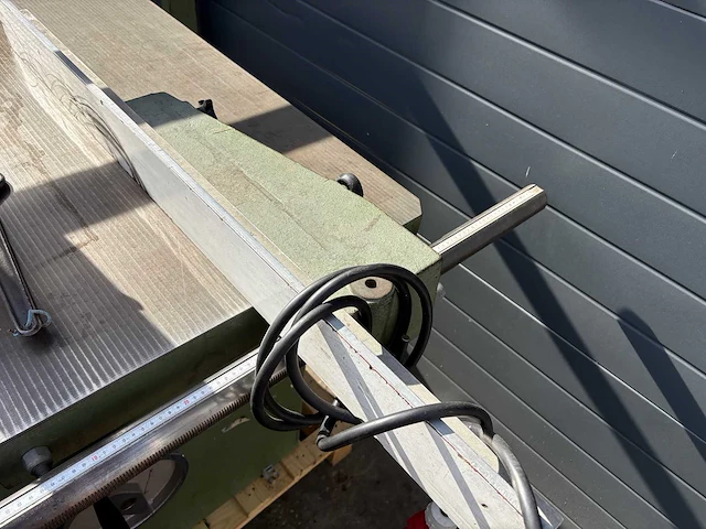 Astra 3000 formaatcirkelzaagmachine - afbeelding 2 van  2
