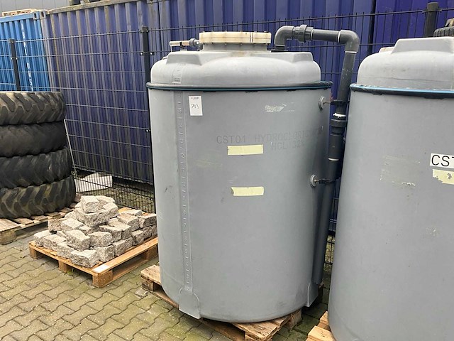 Astro cvc 15std + cbt 19 hd verticale opslagtank - afbeelding 1 van  4