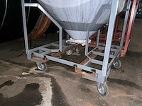 Astro silo gebruikt voor granulaat (4x) - afbeelding 4 van  15