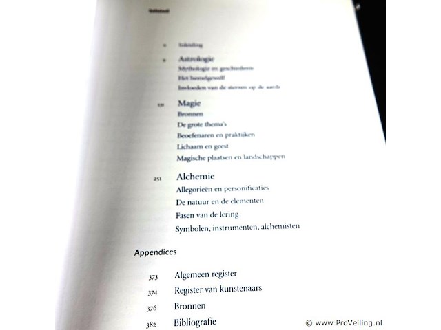 Astrologie, magie en alchemie - afbeelding 3 van  5