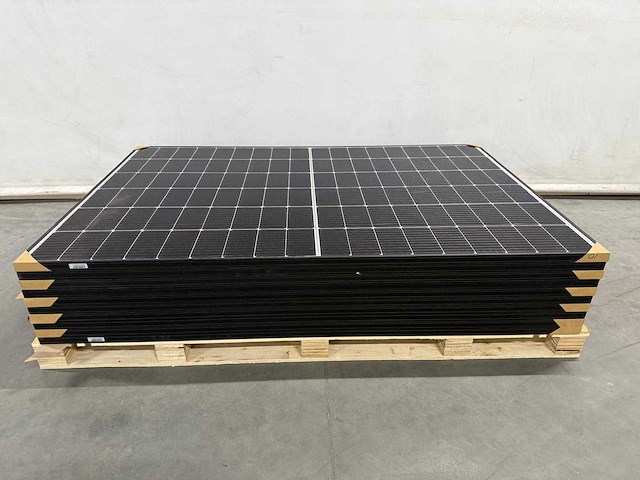 Astronergy - set van 10 zonnepanelen (420 wp) - sma 4.0 kw omvormer - afbeelding 3 van  10